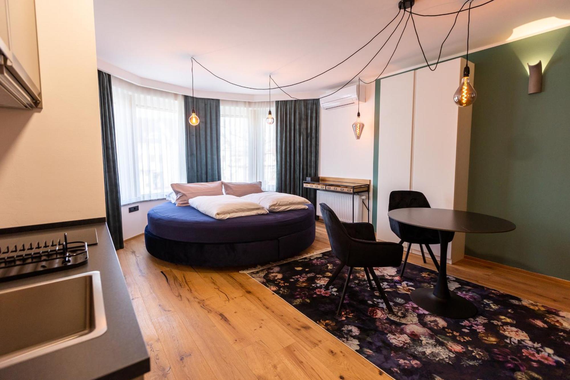 Kavenija Apartmaji - Free Parking Μαριμπόρ Εξωτερικό φωτογραφία