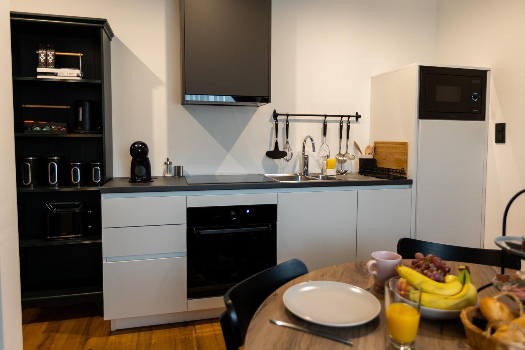 Kavenija Apartmaji - Free Parking Μαριμπόρ Εξωτερικό φωτογραφία
